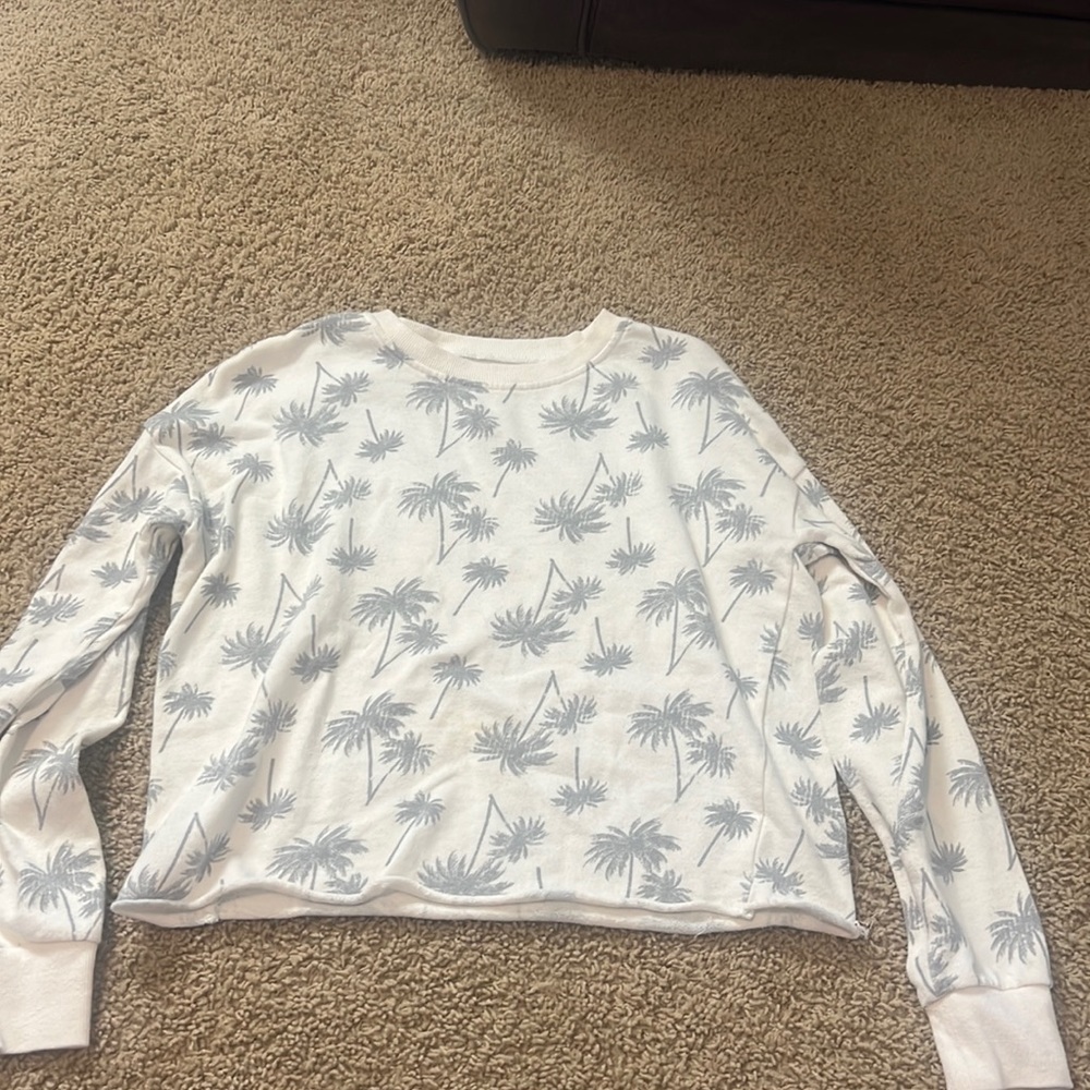 Long sleeve crop shirt